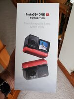 Insta360 ONE R box.jpg